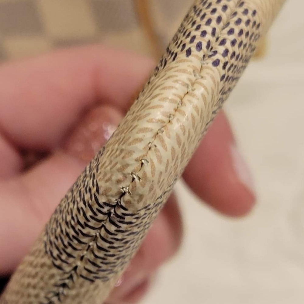 Key Pouch - Picture 4 of 7
